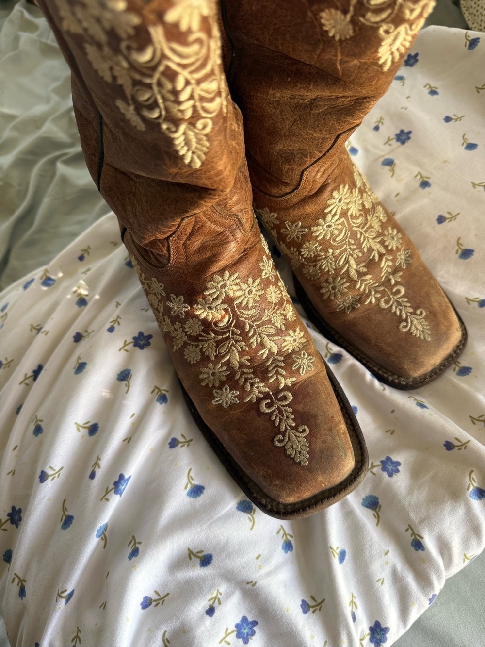 Embroidered Brown Leather Western Heeled Boots